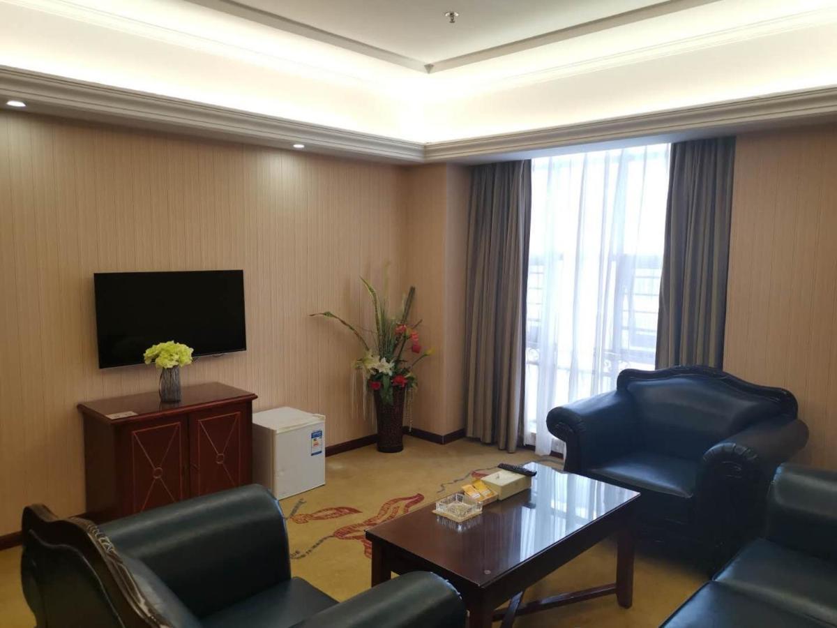 Vienna Hotel Chaozhou Plaza المظهر الخارجي الصورة